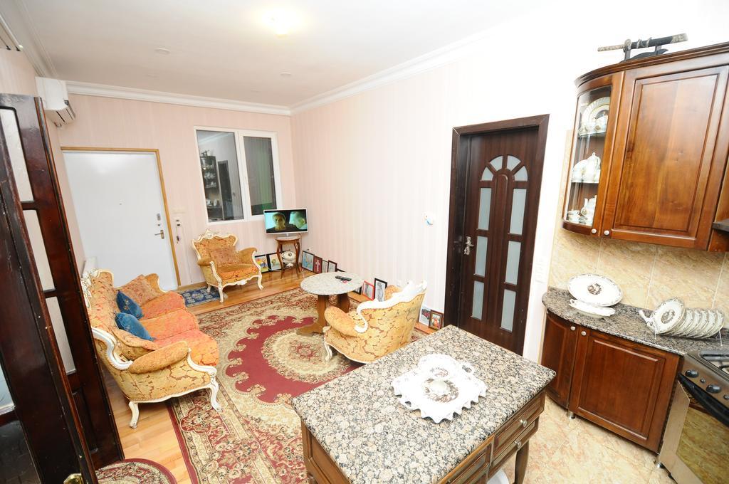 Dzveli Batumi Hotel Bagian luar foto